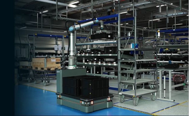 Mobile cobot workflow connecting transport and machine-tending operations